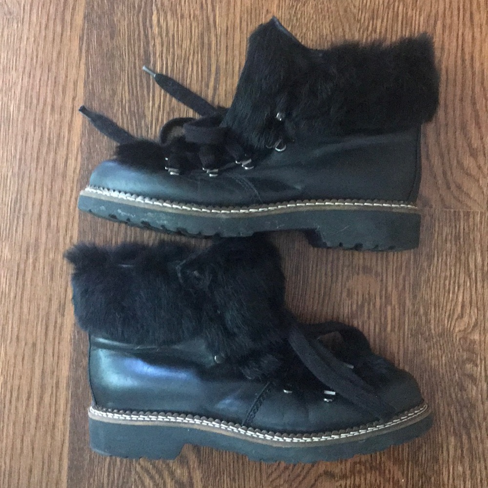 💙SOLD💙Fur and genuine lamb skin leather boots